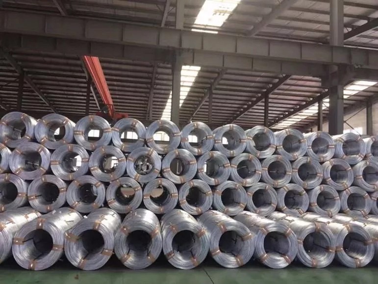 Binding Construction Galvanized Iron Wire 1.2mm 10 Kg Per Roll
