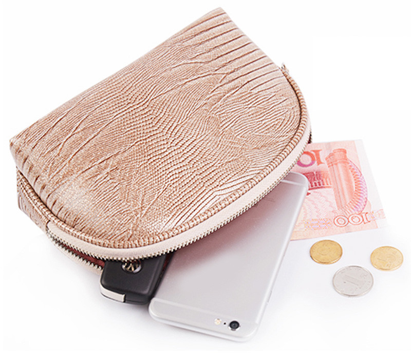 Shell Shape Zippered Length 17.5cm PU Cosmetic Bag