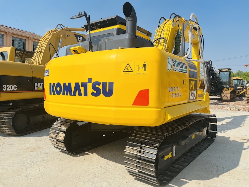Mini Second Hand Komatsu PC130-7 Crawler Excavator With Komatsu SAA4D95LE-3 Engine