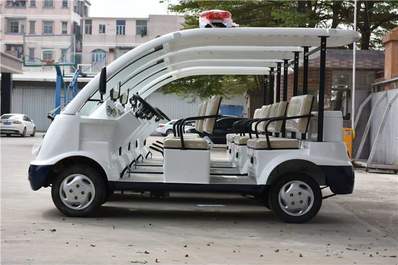 Small Street Legal Electric Security Patrol Vehicles 4 Passengers Four Wheeler