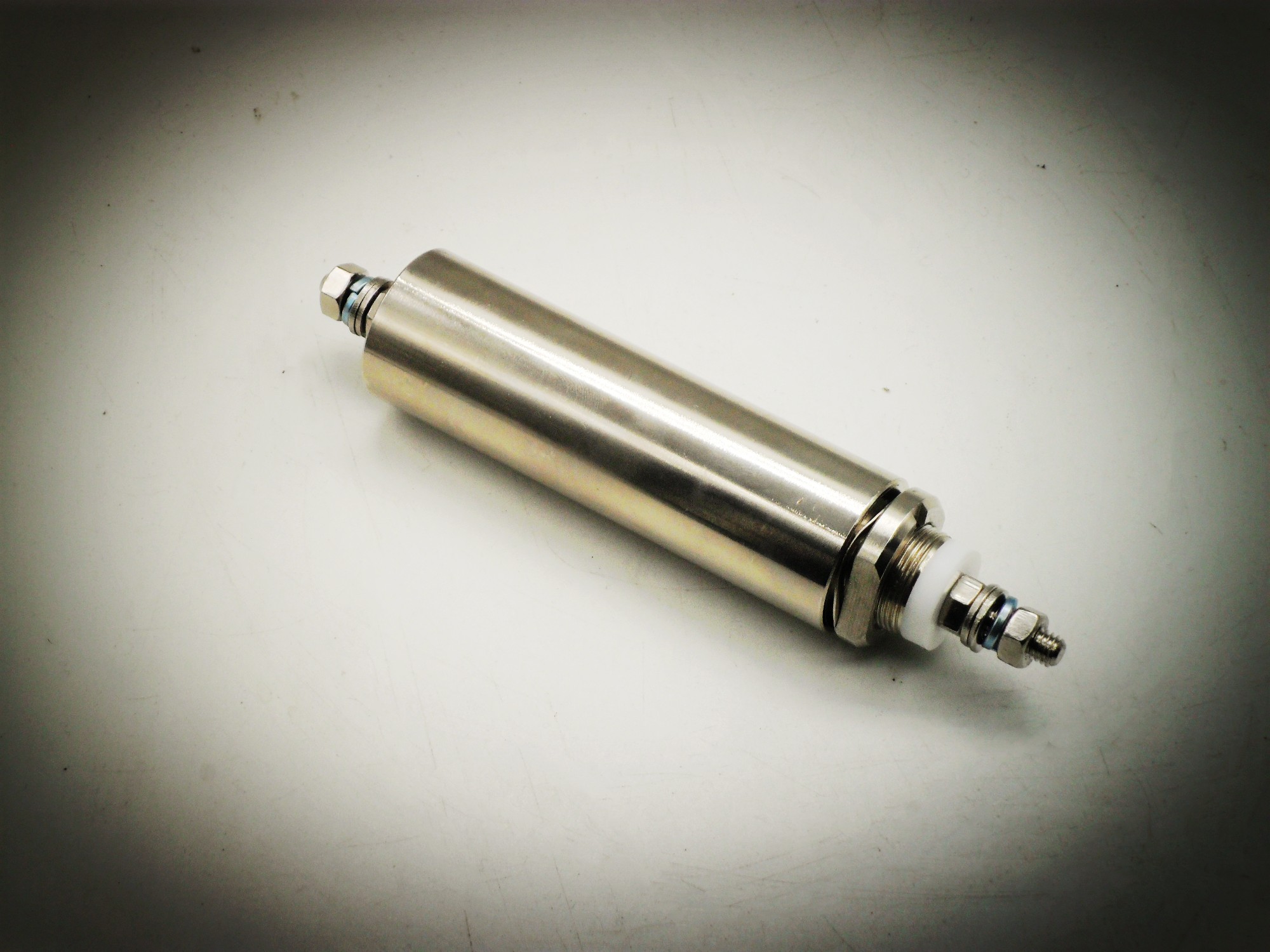 100 Amp 600VDC Low Pass EMI Feedthrough Filter With Threaded Stud Terminal