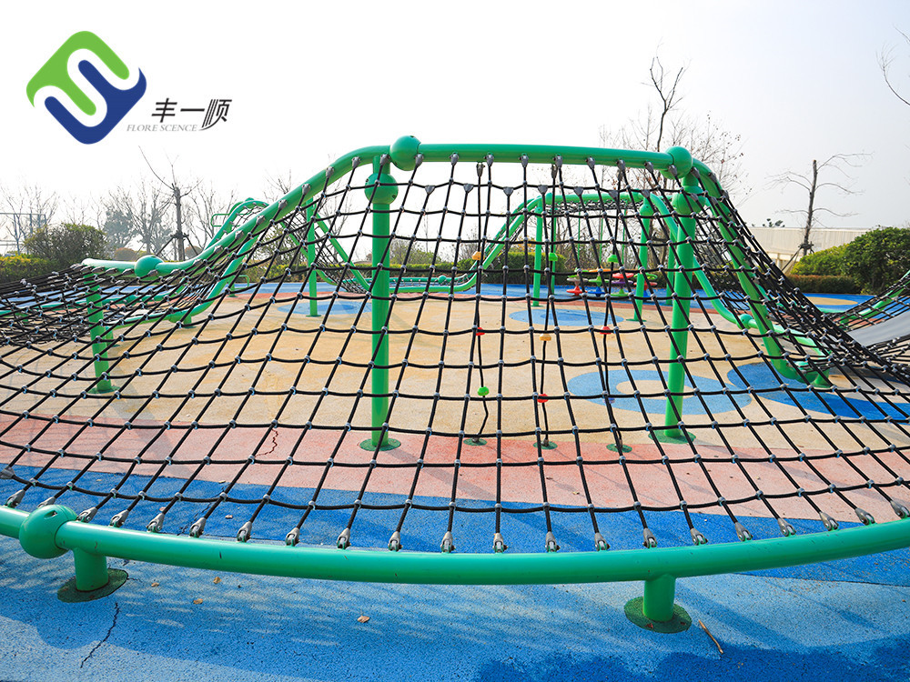Triangle Large Playground Climbing Net Polyester Combination Rope SGS Certificated