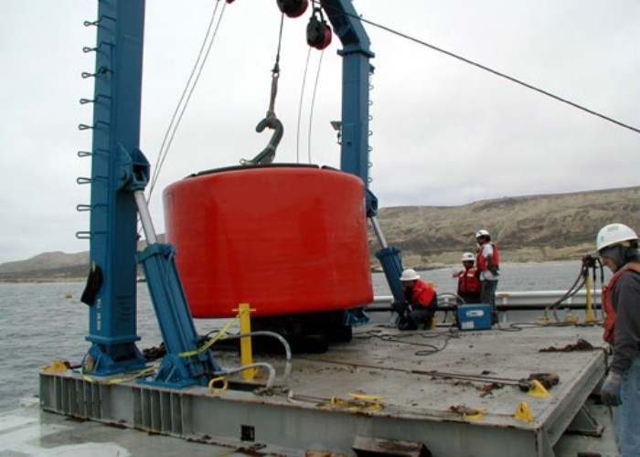 100kg Foam Filled Mooring Buoys , Ship Mooring Buoys With Chain Support