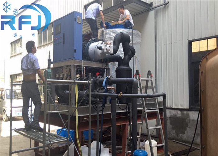 10 Tons Industrial Flake Ice Making Machine R22 / R404A Refrigerant New Condition
