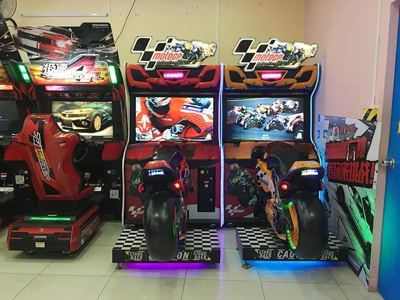 Adult Super GP Motorcycle Game Machine For Shopping Mall CE Certificated