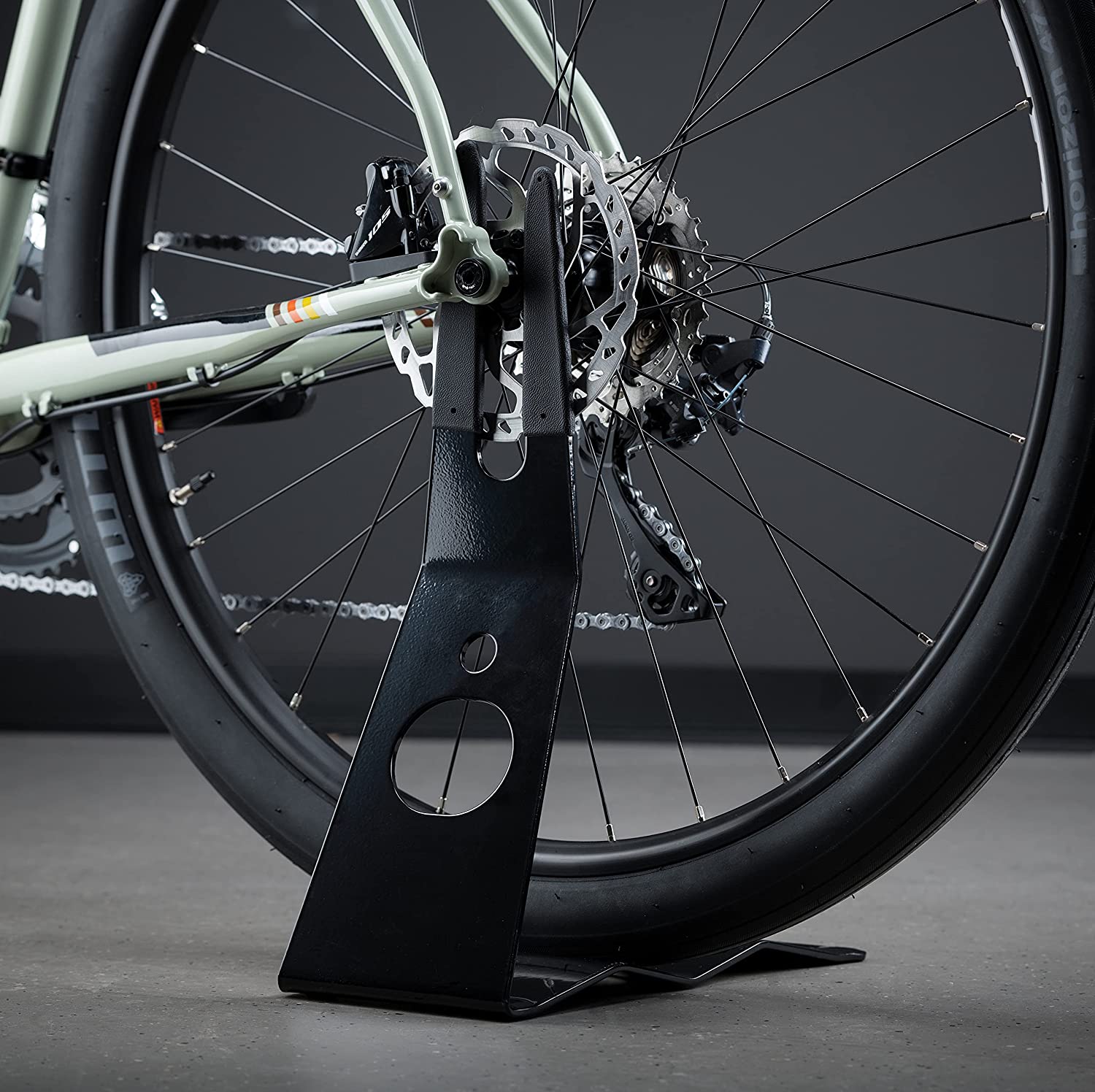 Black Bicycle Floor Type Hub Storage Mount Rear Parking Rack Stand for Work Process