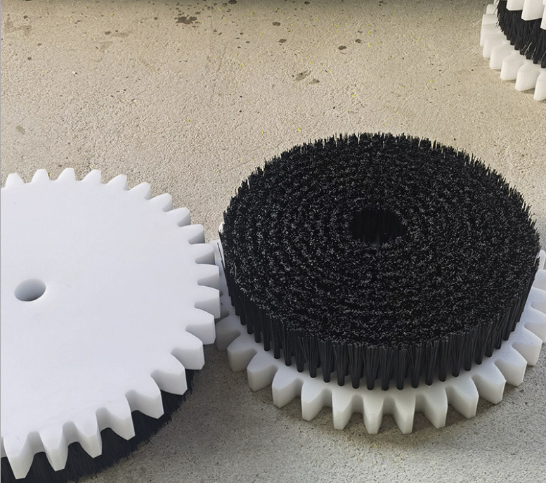 Round White PP industrial Machinery Disk Brush with Gear
