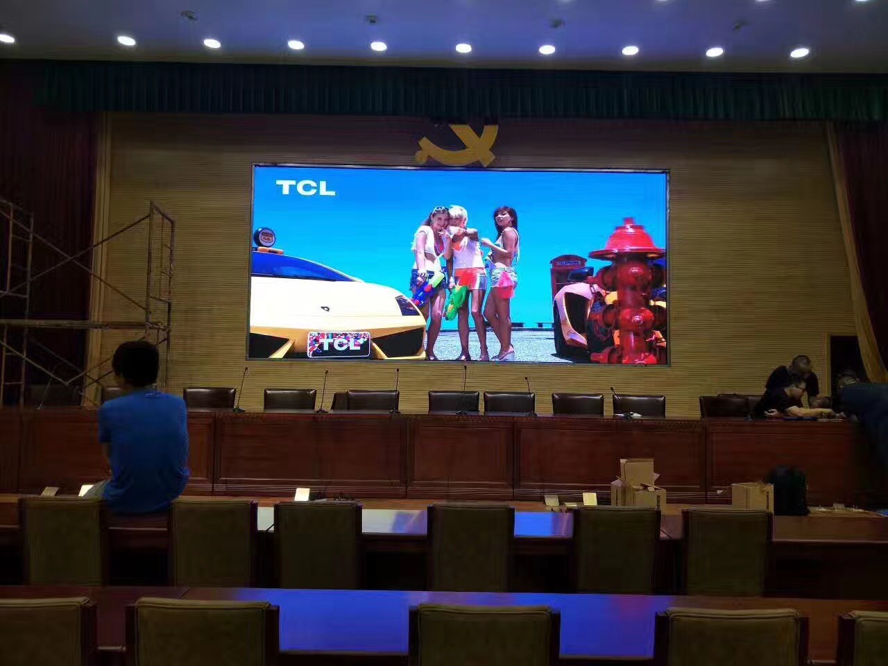 Eye Catching Full Color Indoor Led Billboard Front Maintenance P2 P4