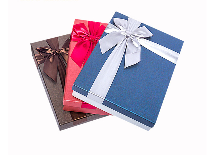 Eco Friendly Paperboard Gift Boxes , Luxury Finishes Custom Logo Gift Boxes
