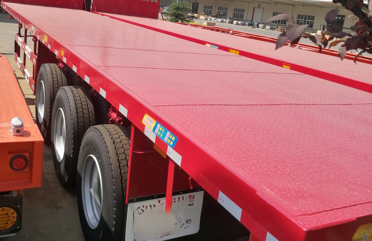 Heavy Duty 80t Removable Low Bed Trailers For Construction Equipment