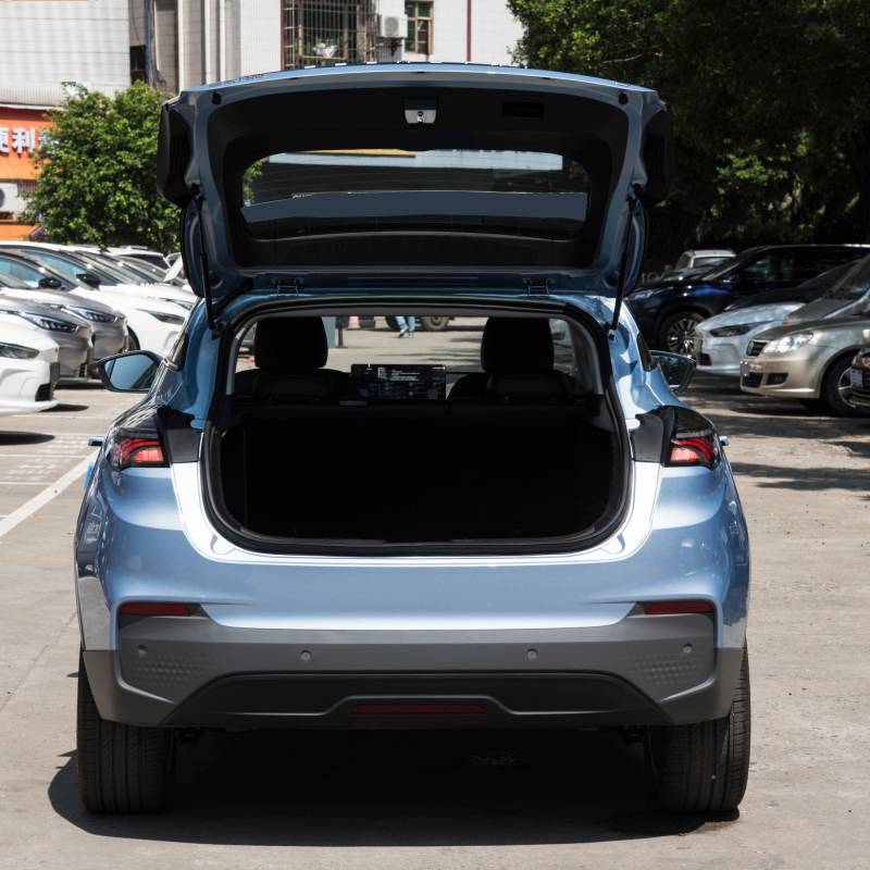 1665kg Weight Geely Geometry C 5 Seats Nedc 400-550Km Max Speed 150Km/h Energy Vehicle Geometry C Suv Electric Car
