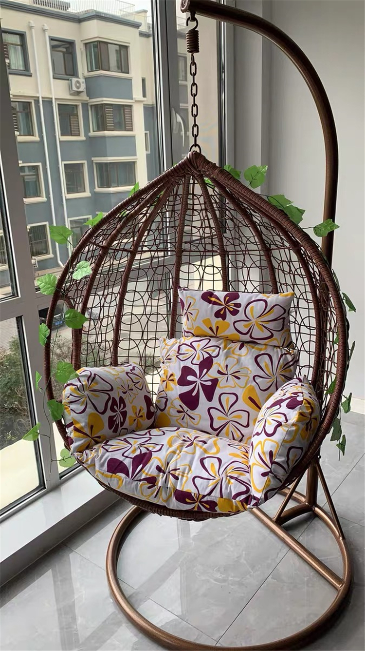 Hot selling product large rattan hanging chairs wicker egg swing with support table