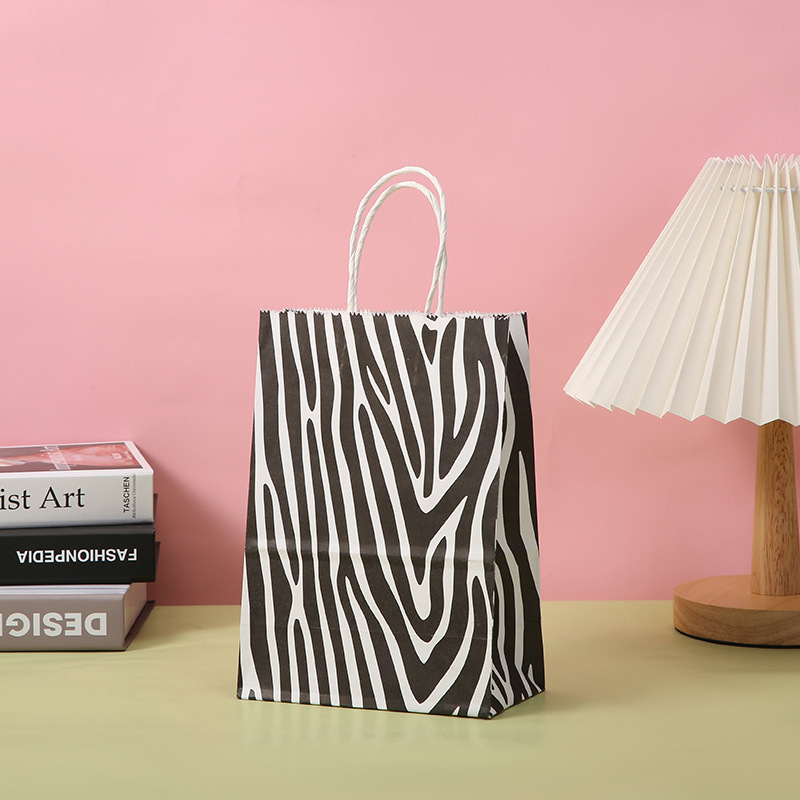 Custom Color Leopard Print Kraft Paper Striped Cartoon Party Reception Paper Gift Bag