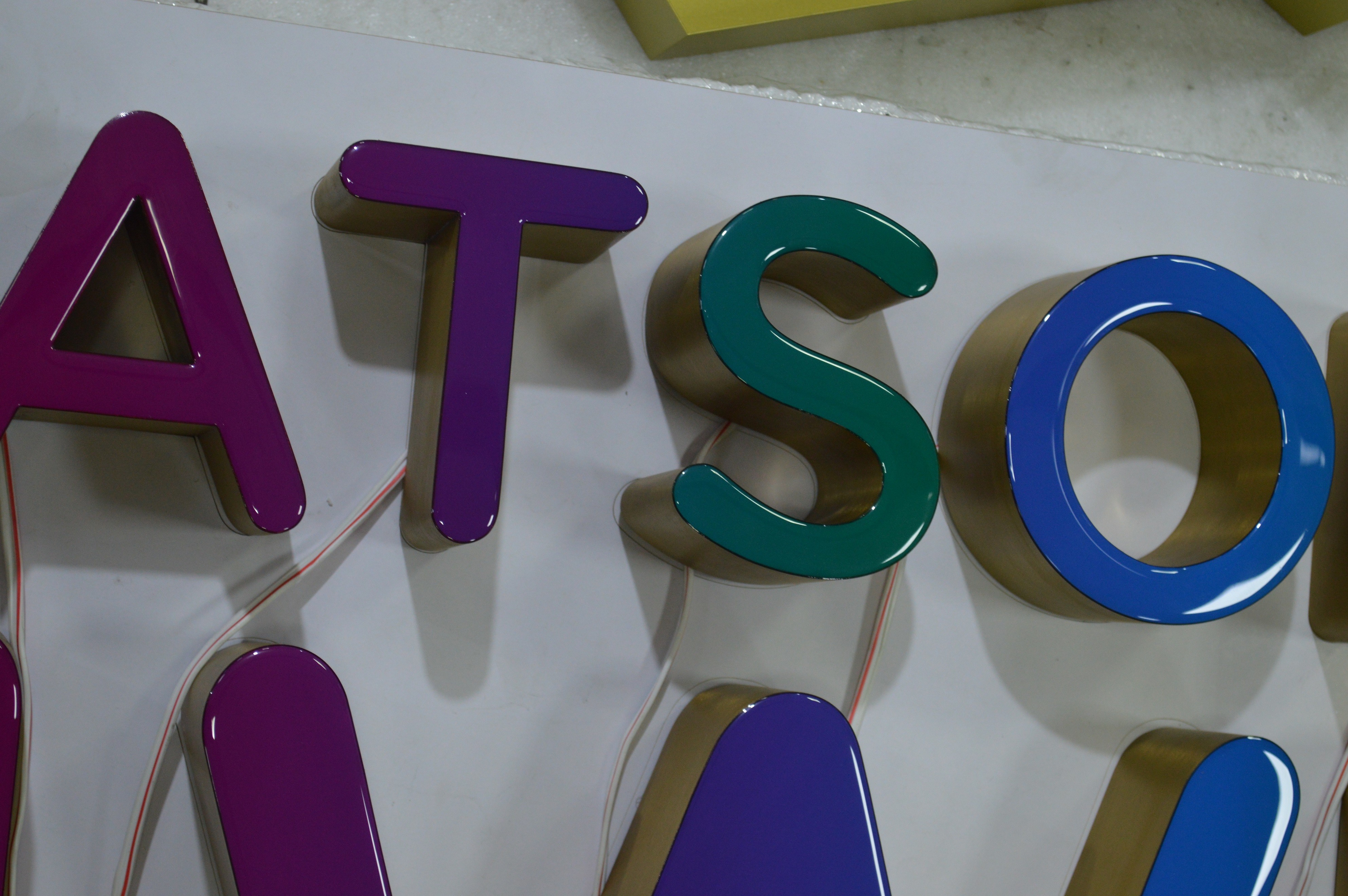 Outdoor Front Lit Channel Letter Sign 35mm 3D Embossed Acrylic Signage