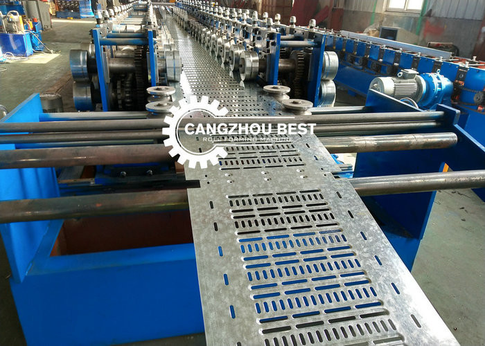 Galvanized Steel Galvanized Punching Holes 2.5mm Cable Tray Manufacturing Machine