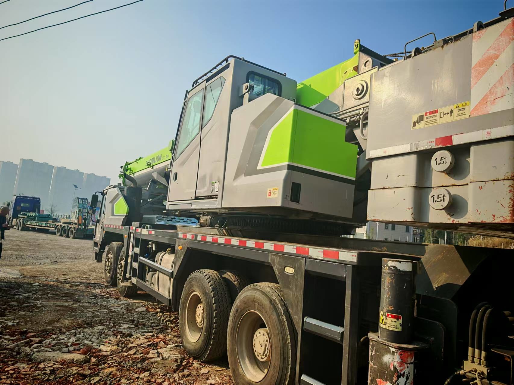 2019 Years Zoomlion Mobile Crane 35 Tons With Five-Arm Crane Jib For Heavy-Duty Construction Projects