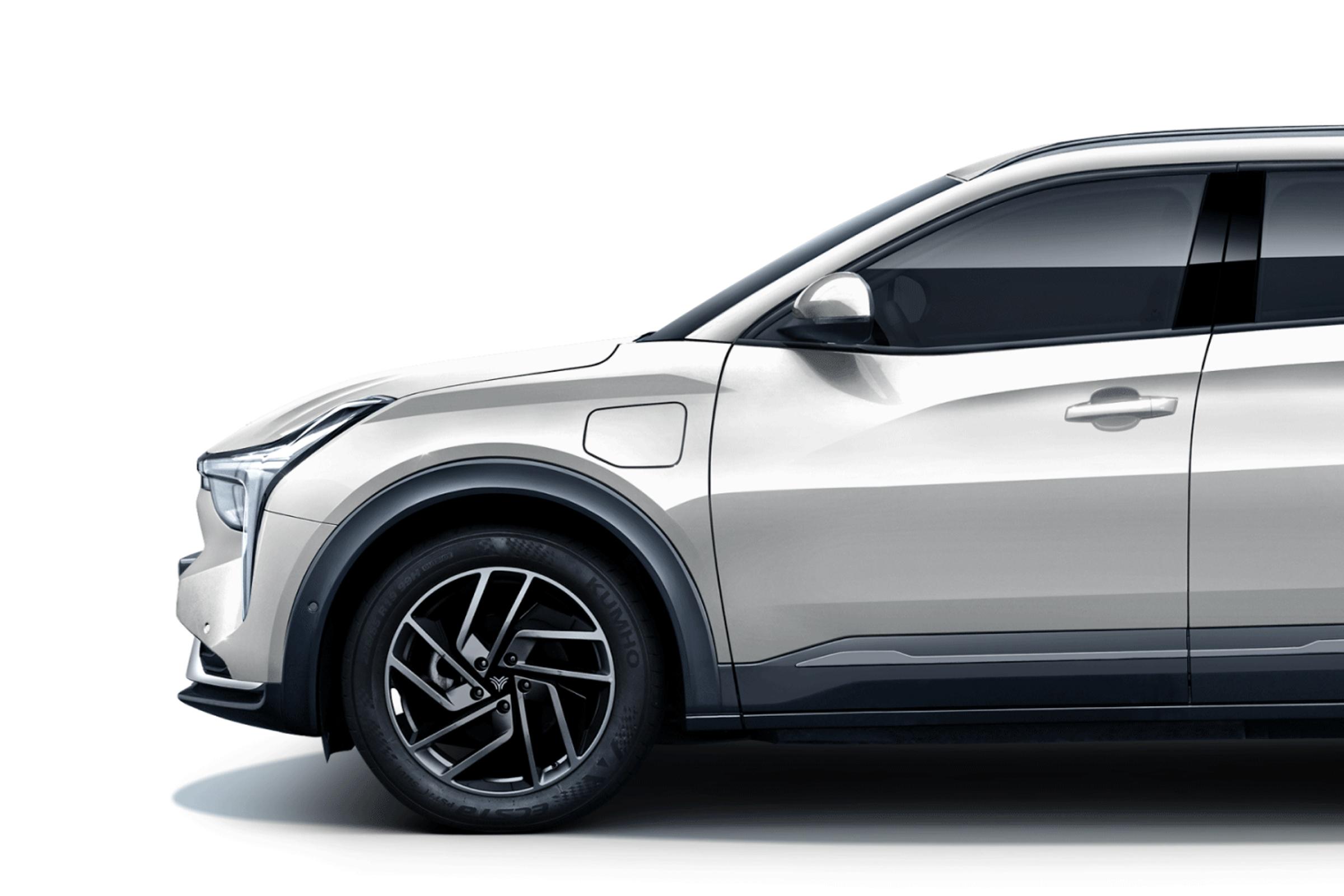 Blue Color SUV EV Cars 5 Doors 5 Seater U Nezha New Energy Vehicles