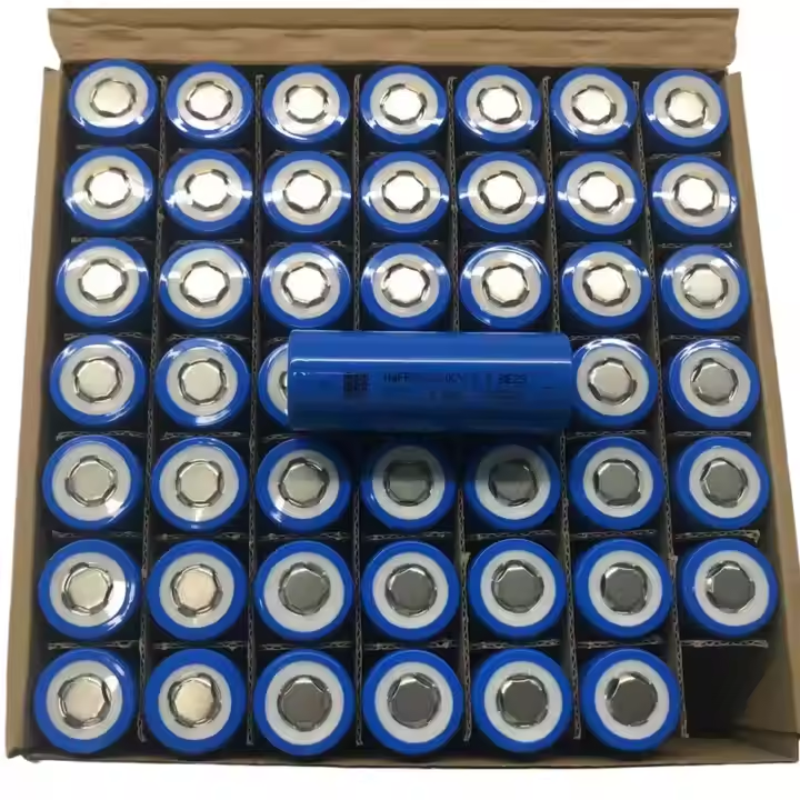 3.2V 4500mAh Lithium Iron Phosphate Rechargeable Cell Safe & Environment Friendly for Eco conscious Consumers and Medical Devices