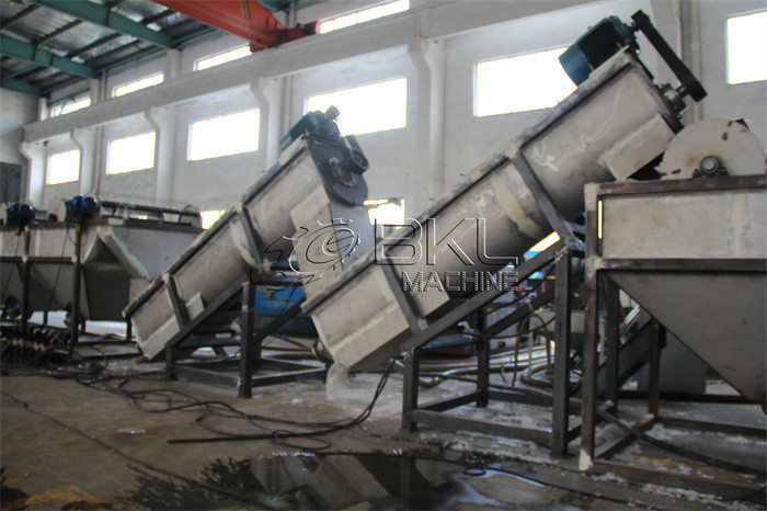 ABS PC High Speed Friction Washer Screw Conveyor Washing Machine