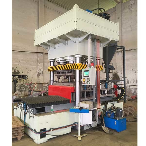 Wood Waste Recycling Compressed Wood Pallet Making Machine