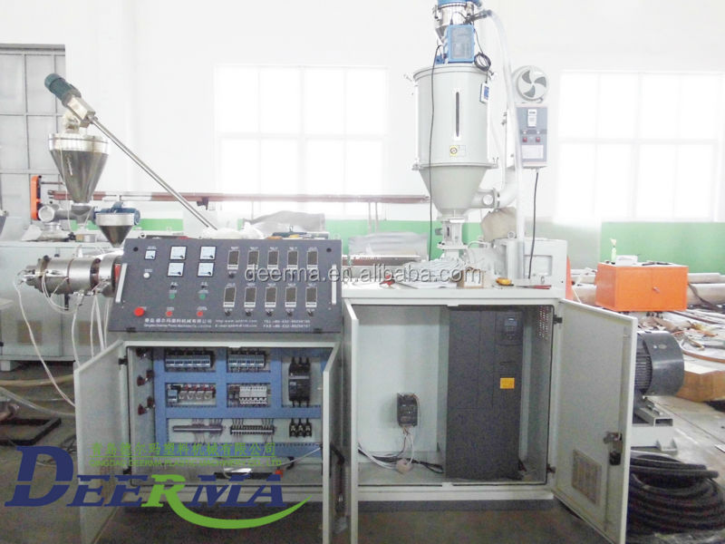 SJ65/30 PPR Pipe Extruder 80kg/H - 120kg/H Plastic Pipe Manufacturing Machine