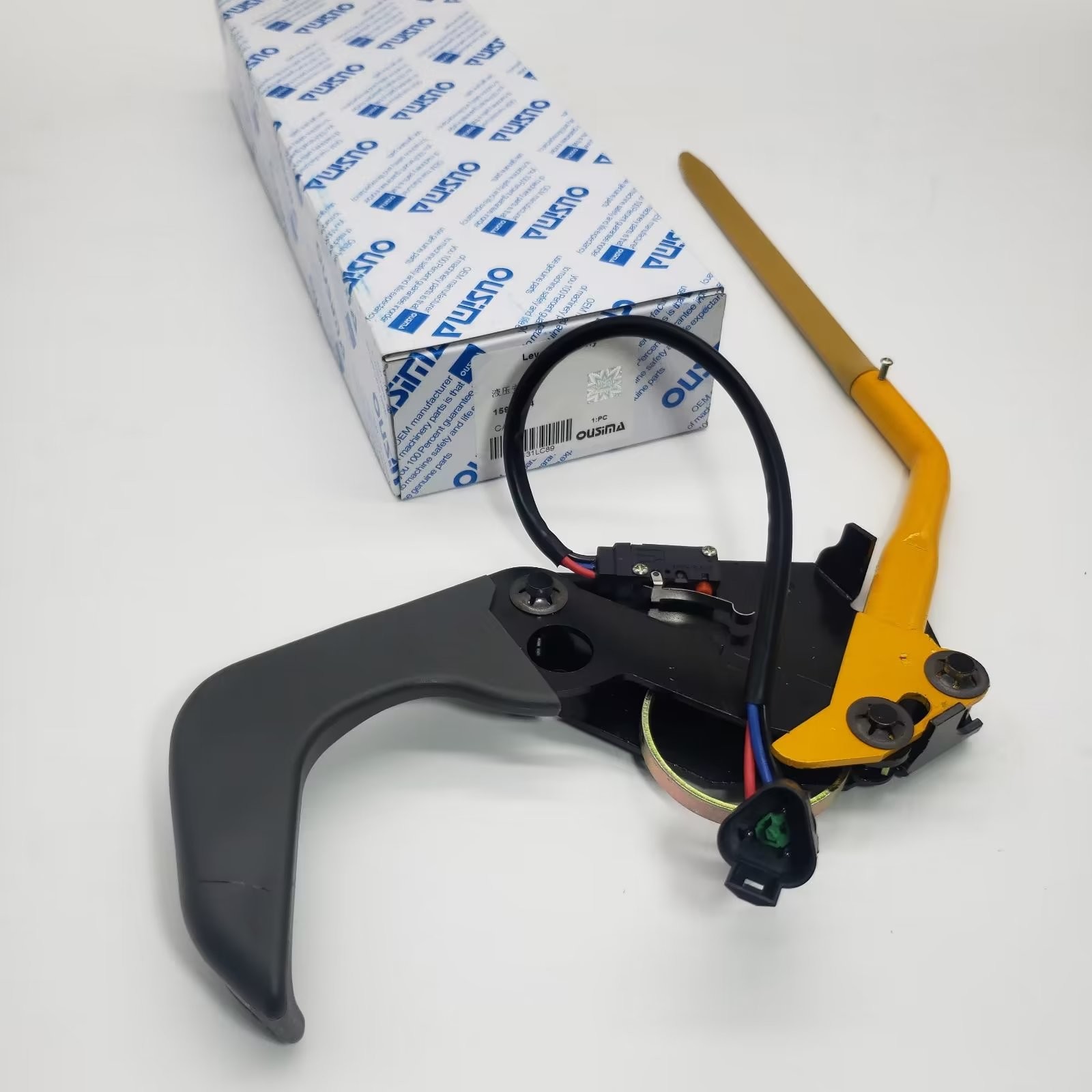 159-7744 1597744 Excavator Accessory Console Lever Lockout For 312B 315B 320B 330B