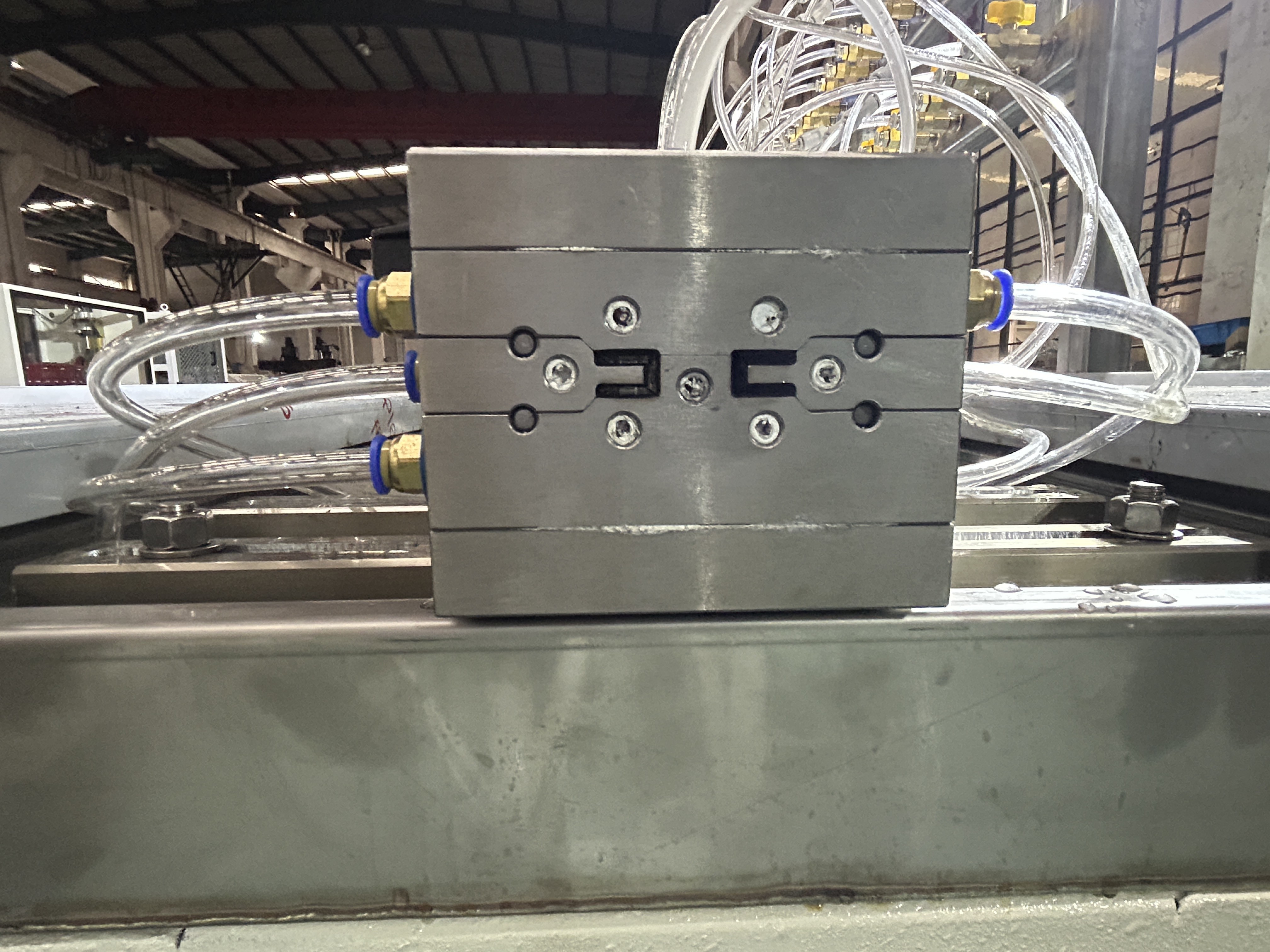 Precise Transparent PVC Price Tag Extrusion Line With Conical Twin Screw Extruder