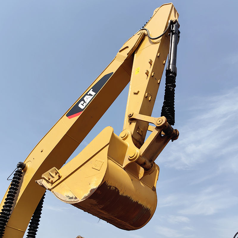 Used Caterpillar 323 Hydraulic Excavators 1.4m³ Bucket Capacity Excellent Condition In Stock