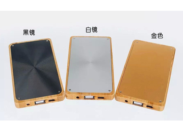 Portable Maple Carved Wood Power Bank 4000 Milliampere For Iphone 8