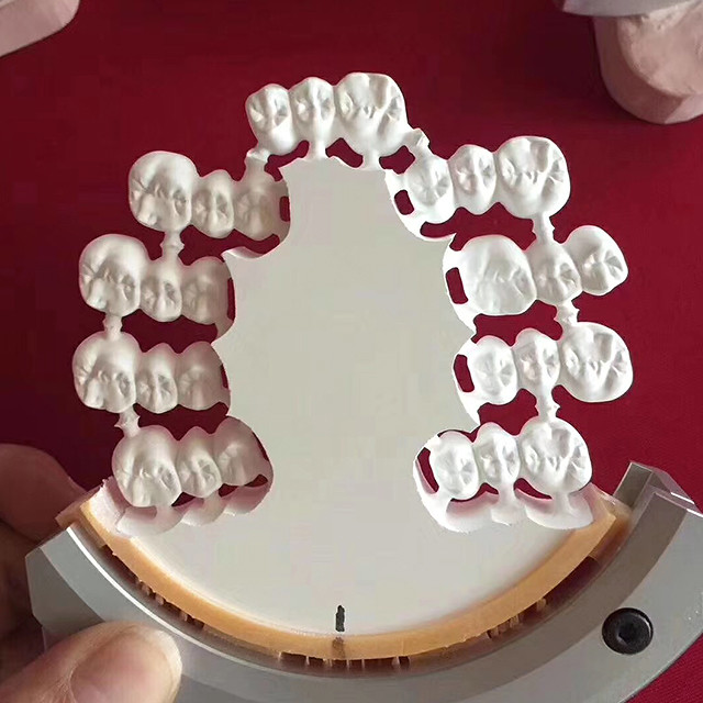 Five Axis Tooth Milling Machine Vertical Horizontal Processing For PMMA