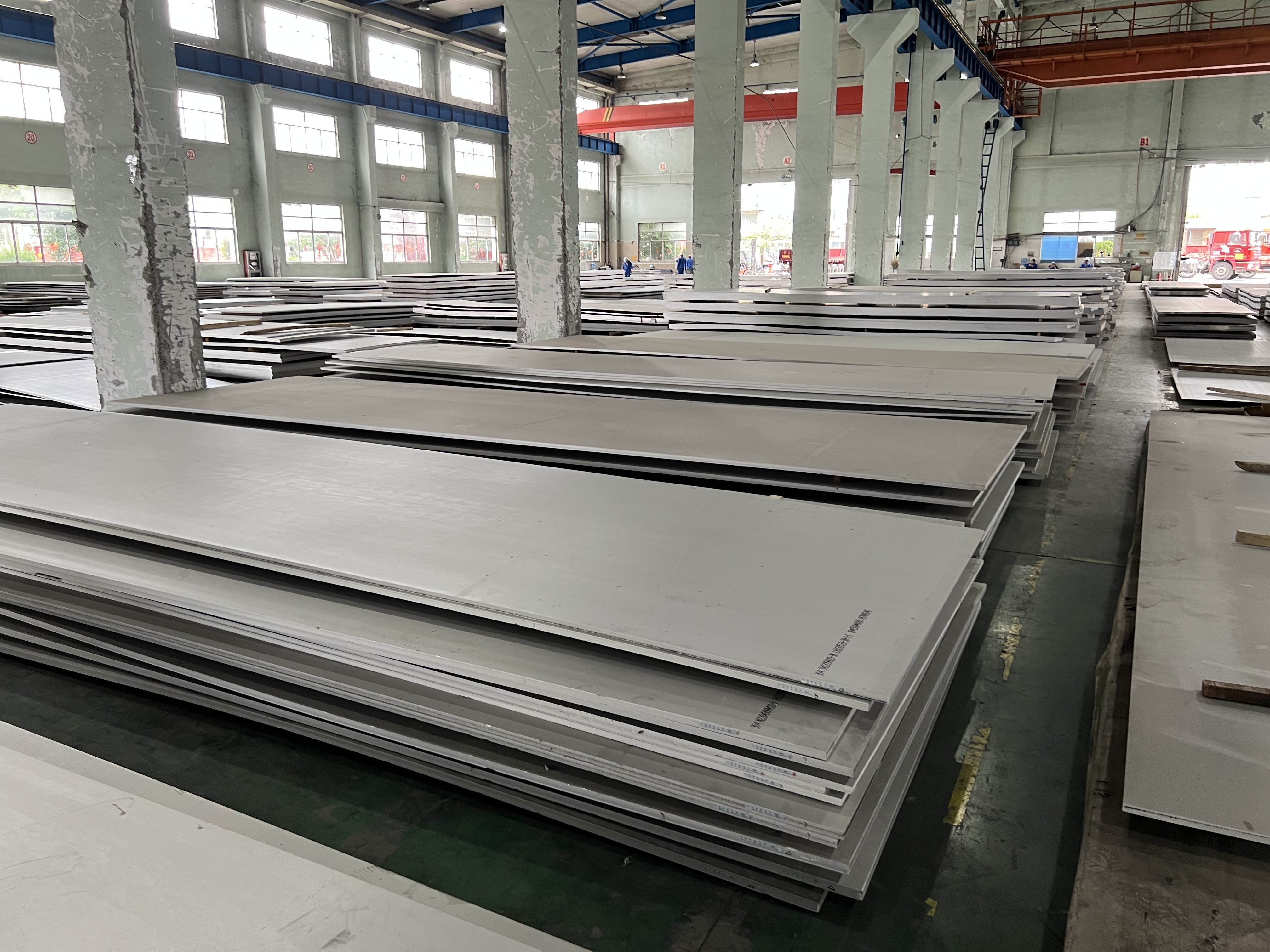 1.5mm 2mm Thick 2205 Stainless Steel Sheets 4x8 Feet Duplex Diamond Sheet