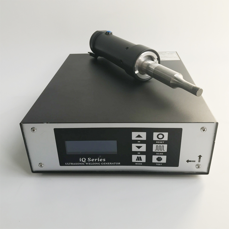 40khz ultrasonic hand held welders for plastic assembly 300watt handheld ultrasonic welder price