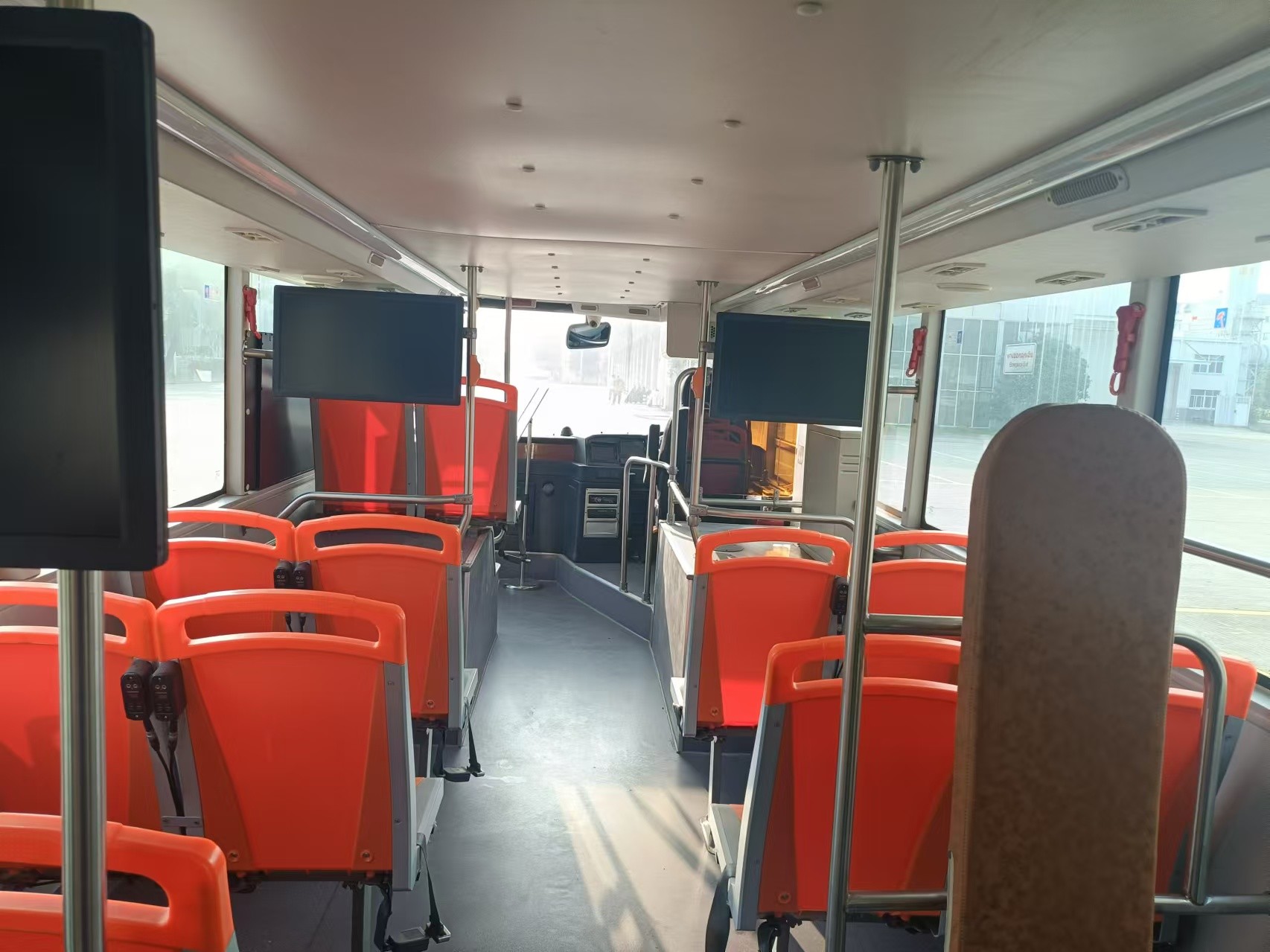 Used Tour Bus Luxury 37 Seats Double Floor RHD Weichai Engine Diesel Coach Bus Sunlong SLK6126