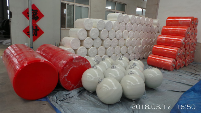 Heavy Duty Foam Filled Fender for Offshore Platforms and Ship Berthing