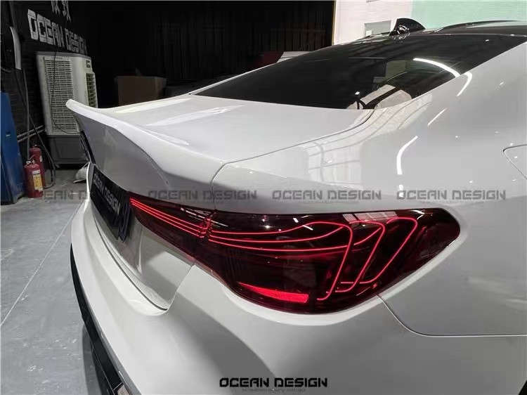 For BMW G87 M2 Carbon Fiber Rear Trunk Cover G87 M2 Upgraded CSL-style Carbon Fiber Rear Cover and Trunk Cover Hood