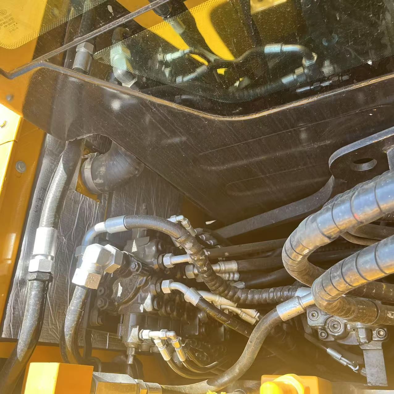 7ton Used Excavators Sany Sy75 Crawler Digger With Blade And EPA