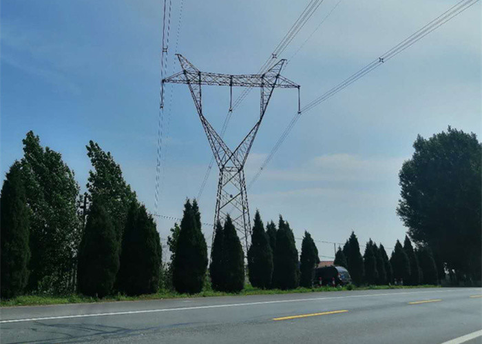 Transmission Q235B Galvanized Lattice Steel Towers