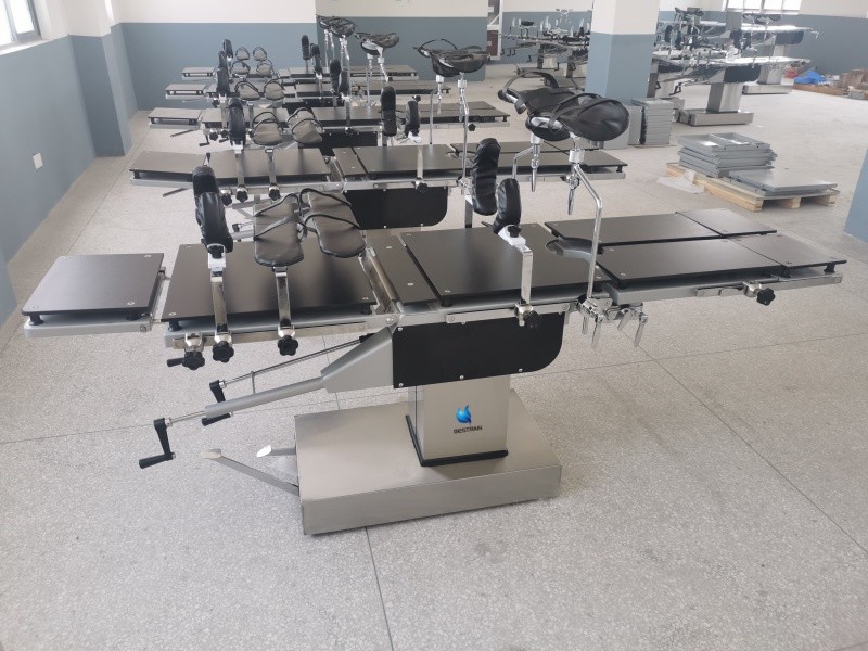 Manual Hydraulic Surgical Operating Table Double Layer Table Top For X Ray Cassette