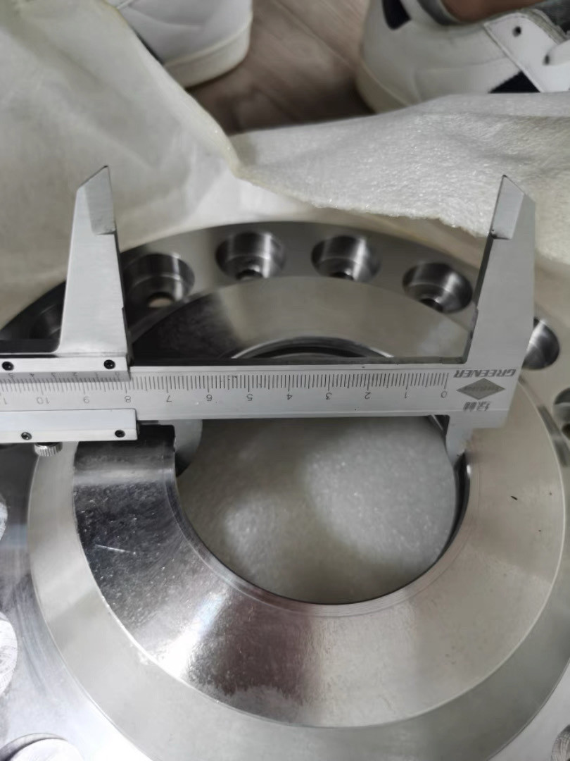 BF800C Dust Proof Flange Plate Ring 320052502 Stainless Steel Retaining Ring For Asphalt Paver Spare Parts