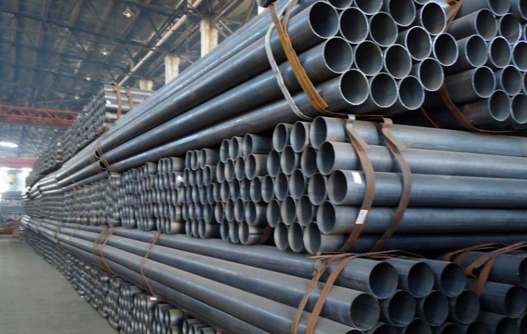 Large Diameter Erw Welded Pipe , Q195 / Q235 Cylindrical Black Metal Pipe