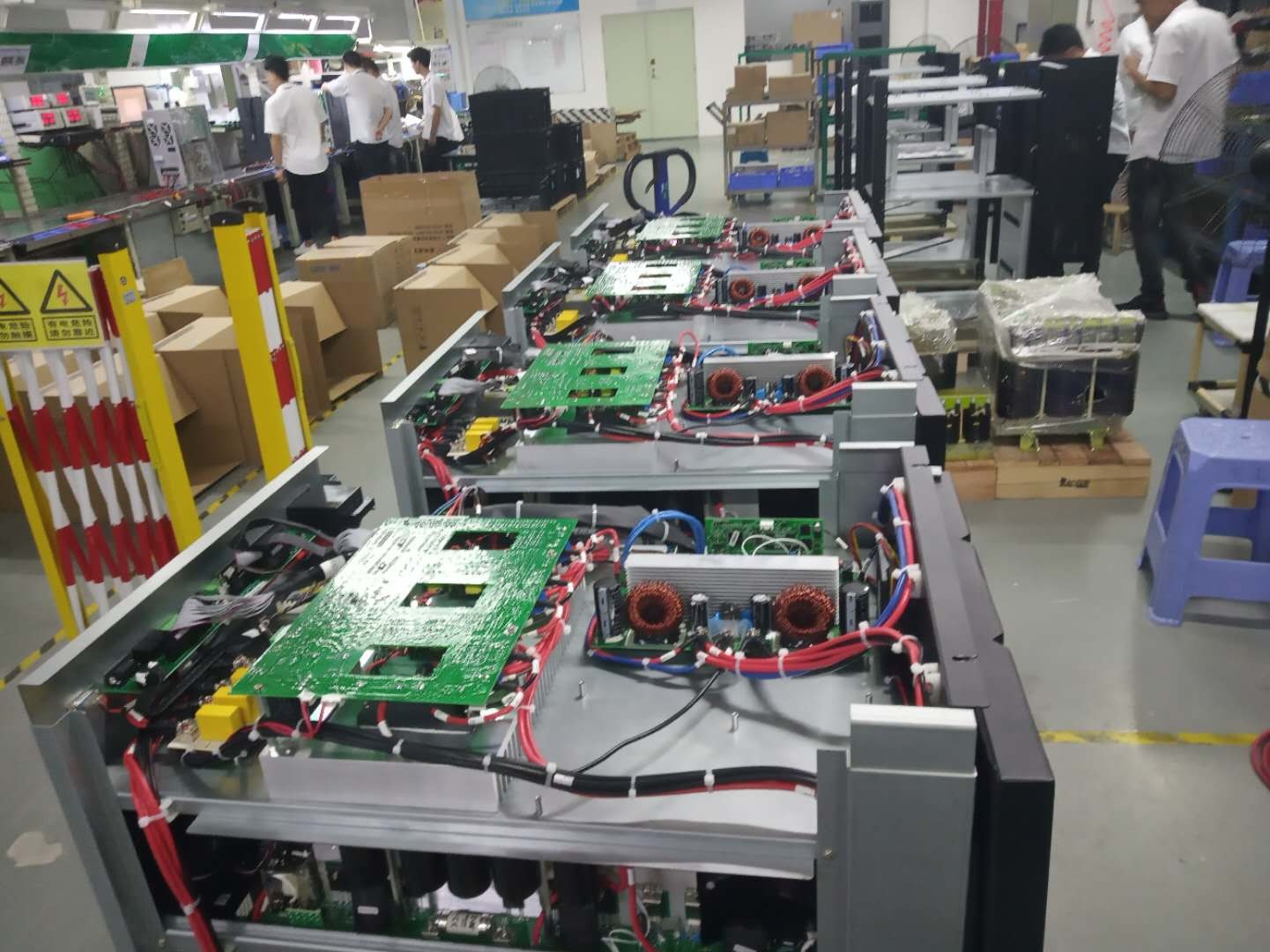 Low frequency Single Phase Ups Systems 10kva to 40kva For Industrial And Commercial Tax Affair