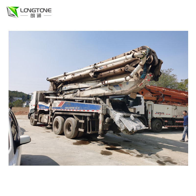 Used Putzmeister Concrete Pump Truck 37/42/52m Length With Less Working Hours