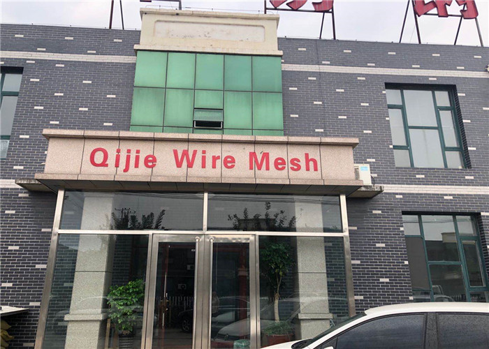 Barbed Wire/Cheap Barbed Wire Price Per Roll/Barbed Wire Roll Price Fence