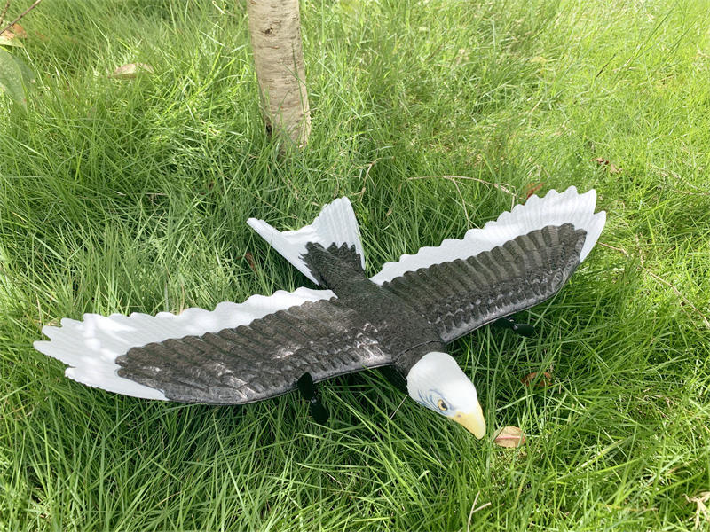 405mm Simulation Wingspan Flying Eagle Aircraft 2.4g Radio Control Plane for Entertainment
