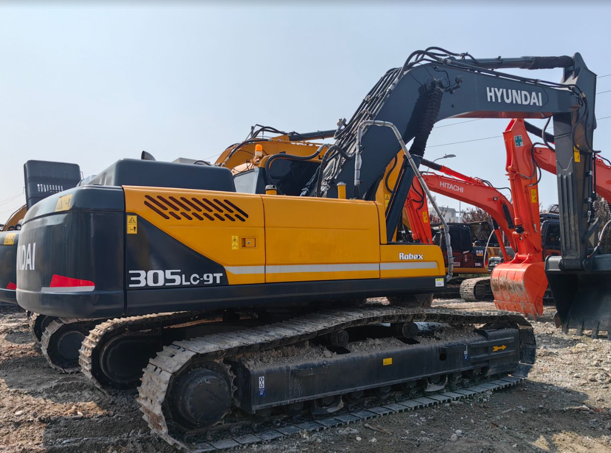 Korea Brand 1.44 M³ Bucket Capacity Used Hyundai 305 Excavators 30 T Mining Digger Machine