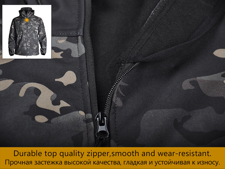 Soft Shell Custom Outdoor Clothing , Mens Tactical Jacket Heat Preservation Thermal Fleece