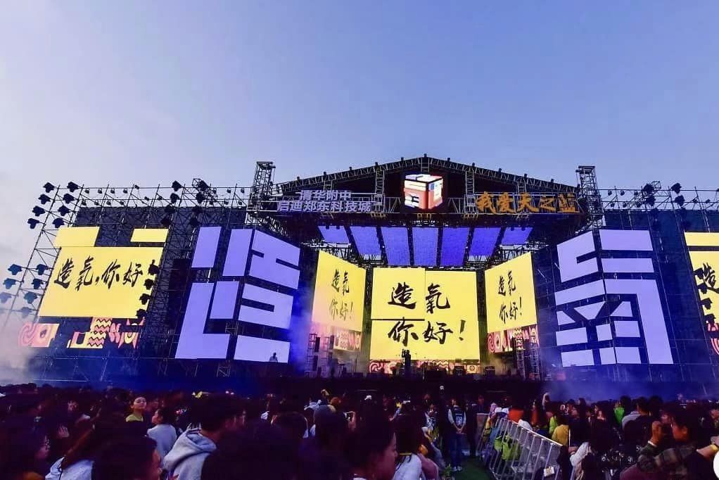 Standard Smd 3535 RGB LED Rental Screen P10 Superior Water And Weather Resistance