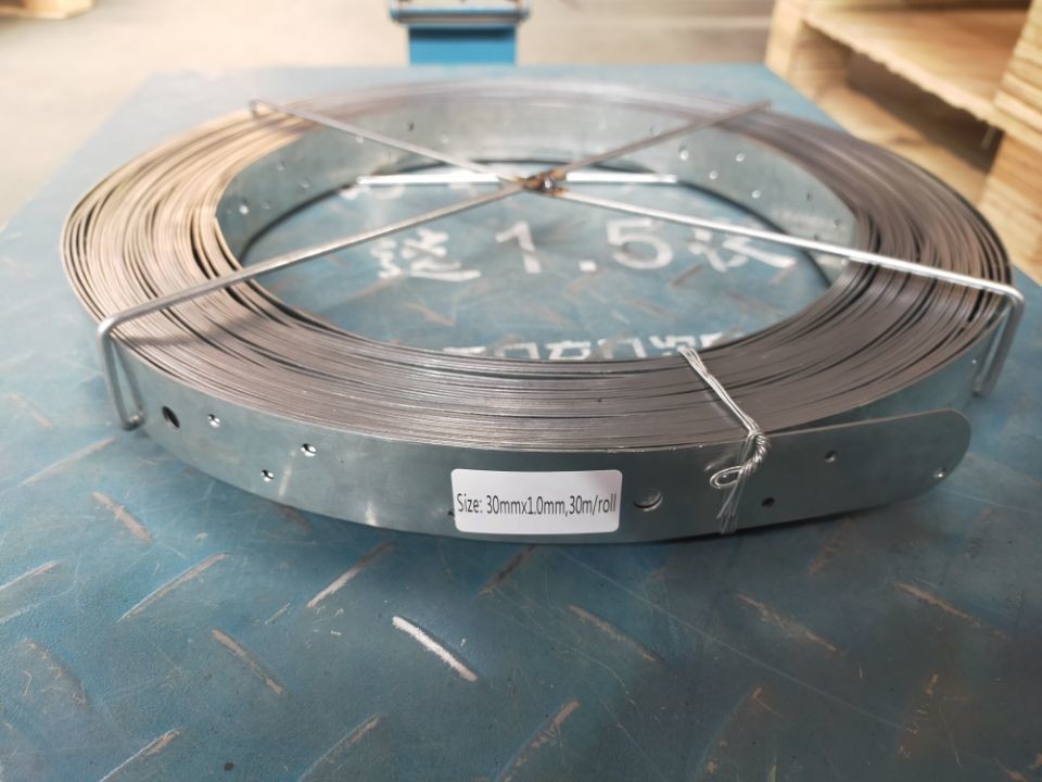 30mm Silver Galvanized Steel Anti corrosion Coiled Strap Works With A Drill To Speed Up Tensioning