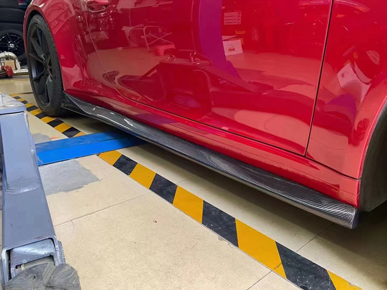 High Quality Carbon Fiber 911 991.2 Carbon Body Kit 911 991.2 Front and Rear Lip Side Skirts 2016-2018