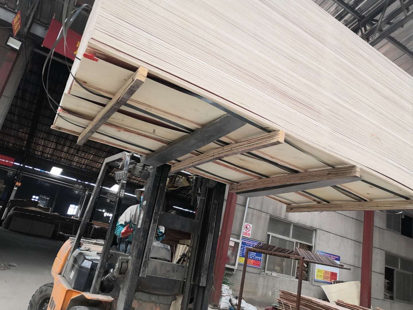 Alkaline Resistant WBP 22mm Hardwood Veneer Plywood